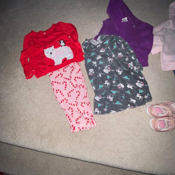 Little Girls Size 4T Clothing Bundle and Shoes Christmas - Picture 4 of 6